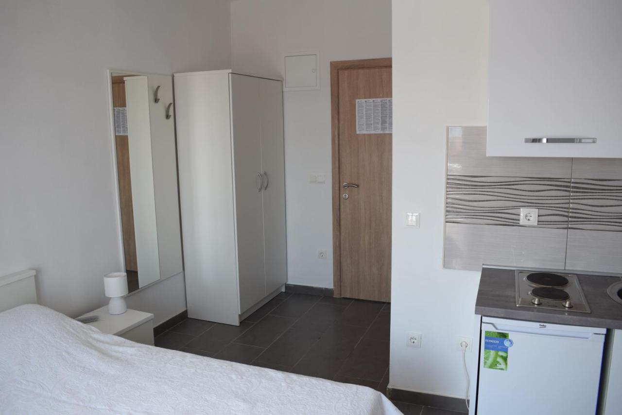Apartmani Katica Novalja Eksteriør bilde