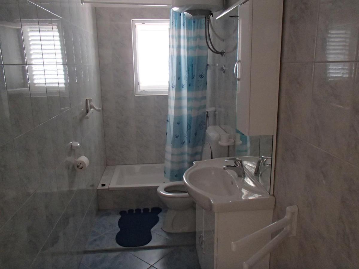 Apartmani Katica Novalja Eksteriør bilde